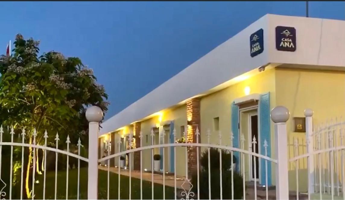 Hotel Casa Ana à Vama Veche Extérieur photo