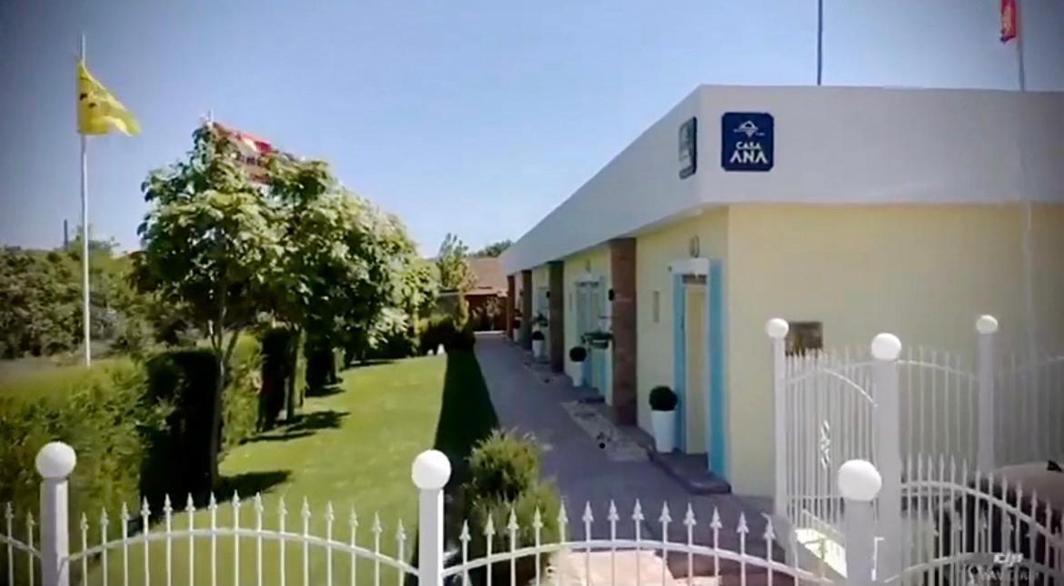 Hotel Casa Ana à Vama Veche Extérieur photo