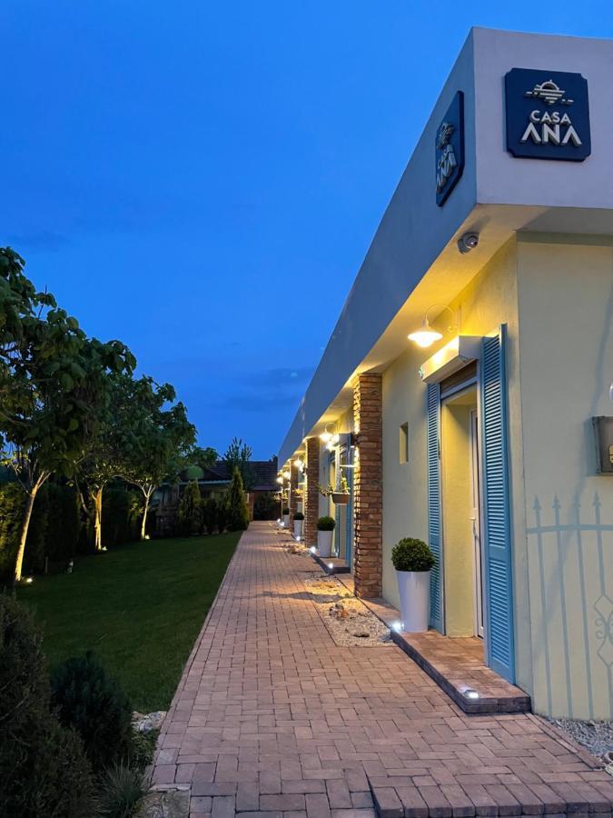 Hotel Casa Ana à Vama Veche Extérieur photo